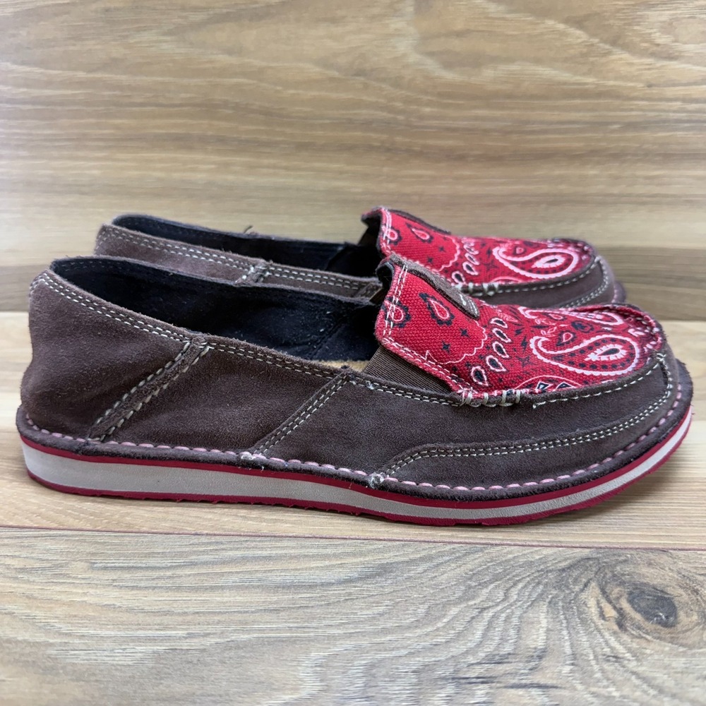 Ariat Cruiser Red Bandana Paisley Flats Womens 9 B Brown Suede Moc Toe Boho - Picture 5 of 11